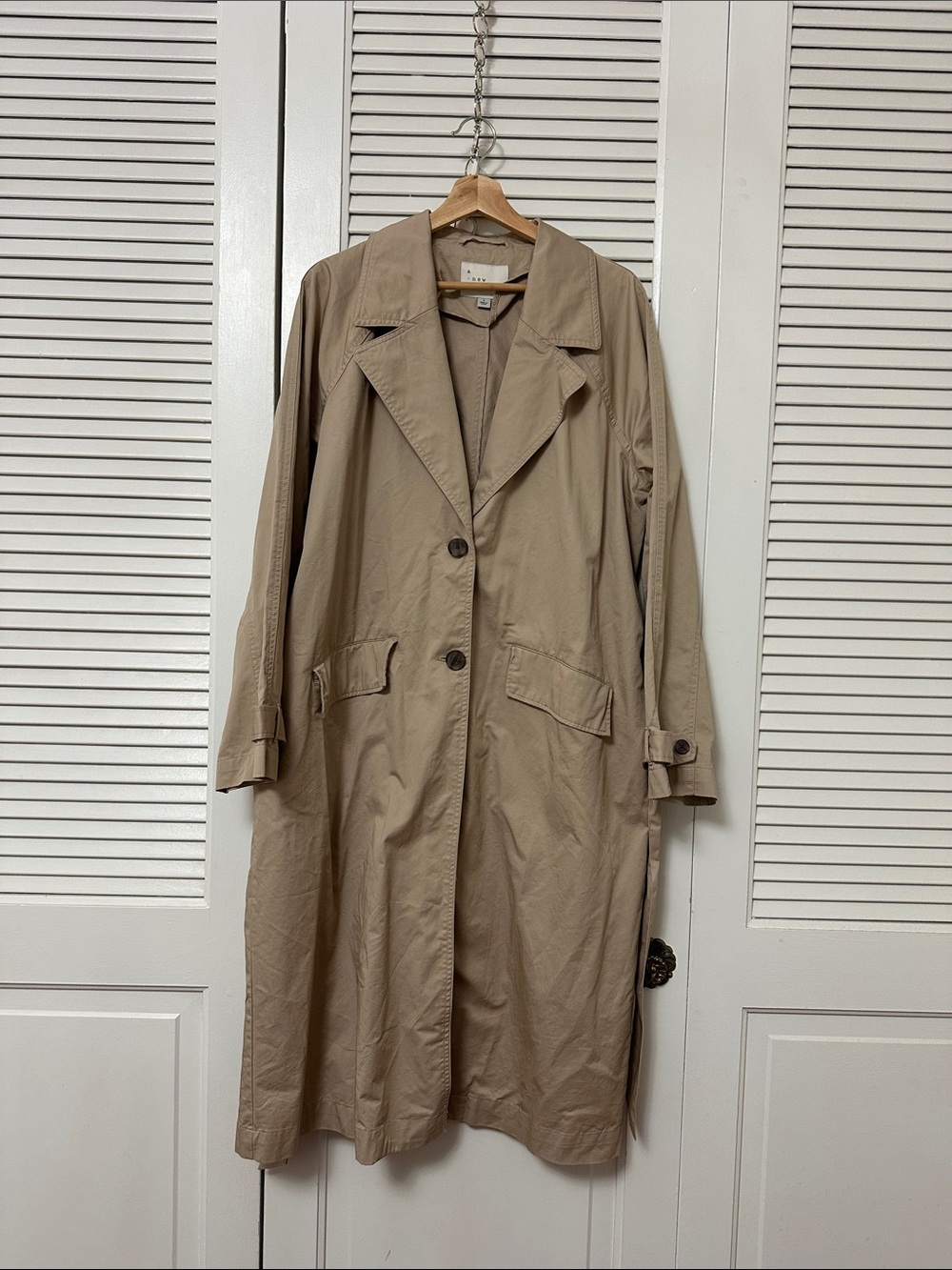 Classic Beige Trench Coat - Women's Long Trench
